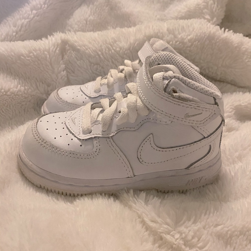 Nike Af1 mid